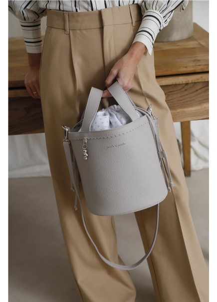 BOLSA BUCKET ICON SMOKE 2