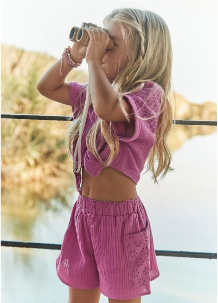 CONJUNTO SHORT PERFORADO...