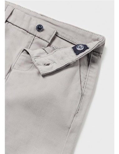 pantalón chino básico