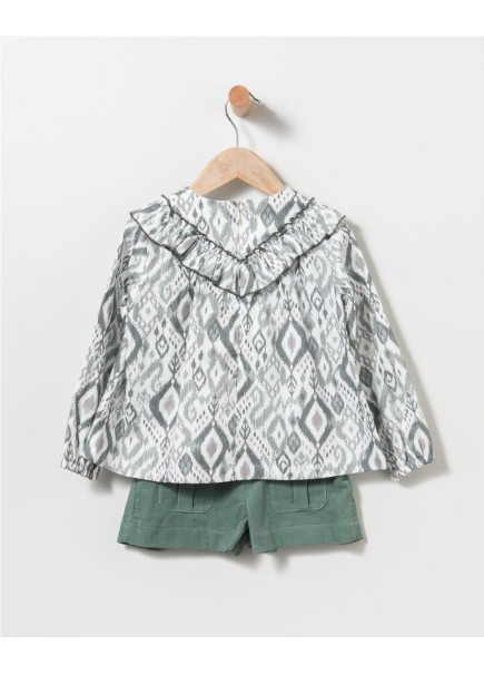 CONJUNTO BERMUDA CON BLUSA... 2