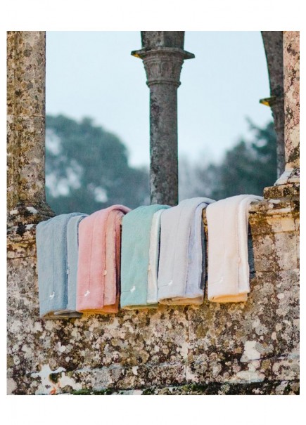 MANTA PELO  ESENCIAL